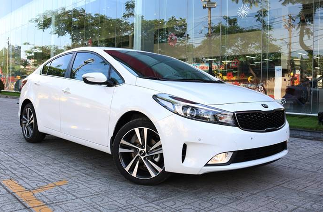 Mazda 2 Sedan